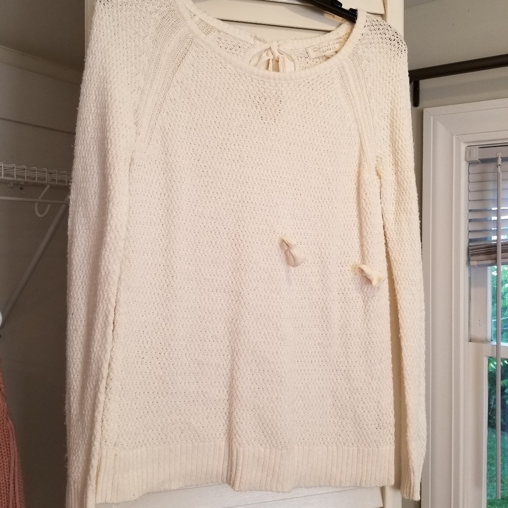 Bow sweater